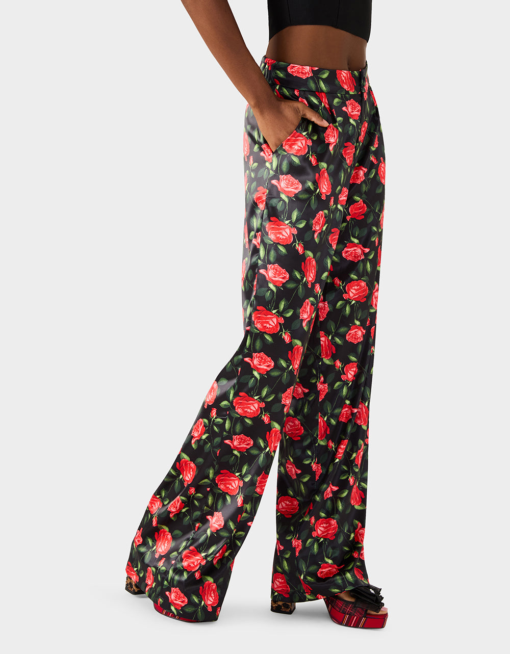 Betsey Johnson POWER BLOOM PANT BLACK Women's Black Red Floral Pant