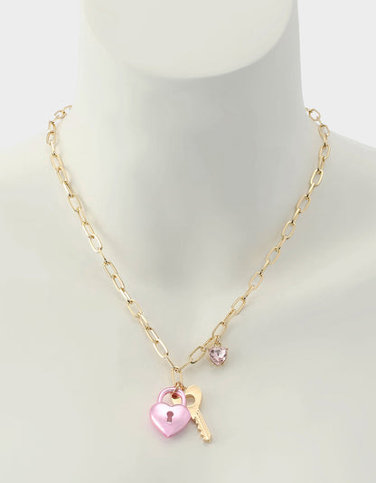 Betsey Johnson HEART LOCK SHORT PENDANT NECKLACE PINK Women's Valentine's Day Heart Pendant Necklace