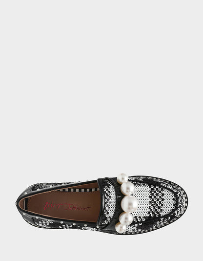 Betsey Johnson HARLOE BLACK WHITE PLAID Platfrom Pearl Embellished Women's Loafer
