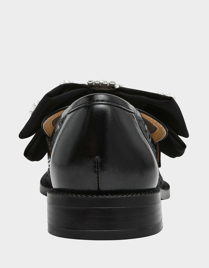 Betsey Johnson SETH BLACK Women's Mesh Pearl Bow Slip-On Loafer