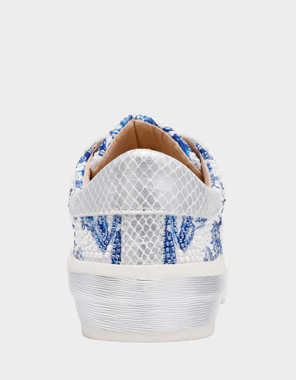 Betsey Johnson DAMON WHITE/BLUE FLORAL Women's Blue Floral Sneaker