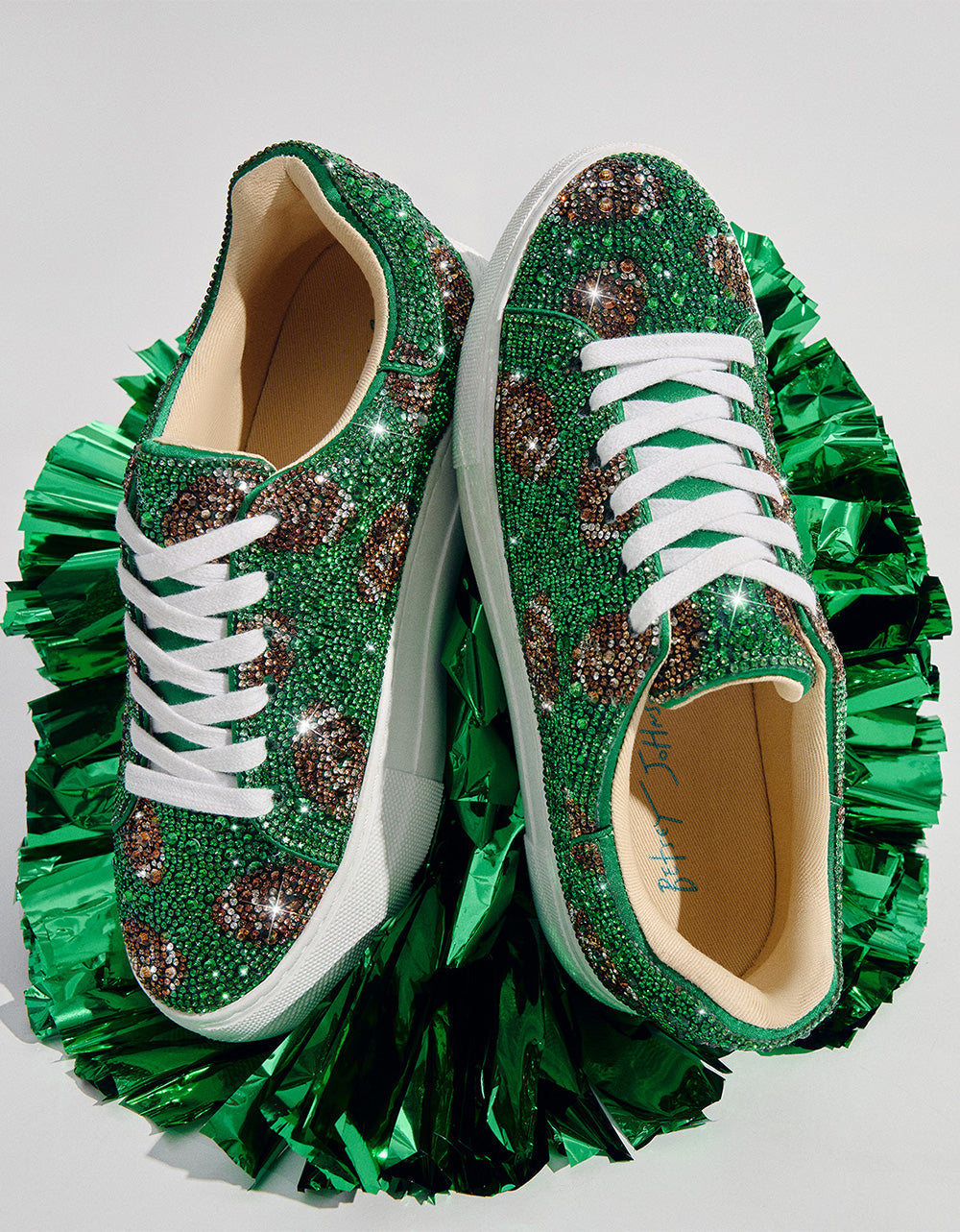 Betsey Johnson SIDNY GREEN FOOTBALL Women's Football Sneaker