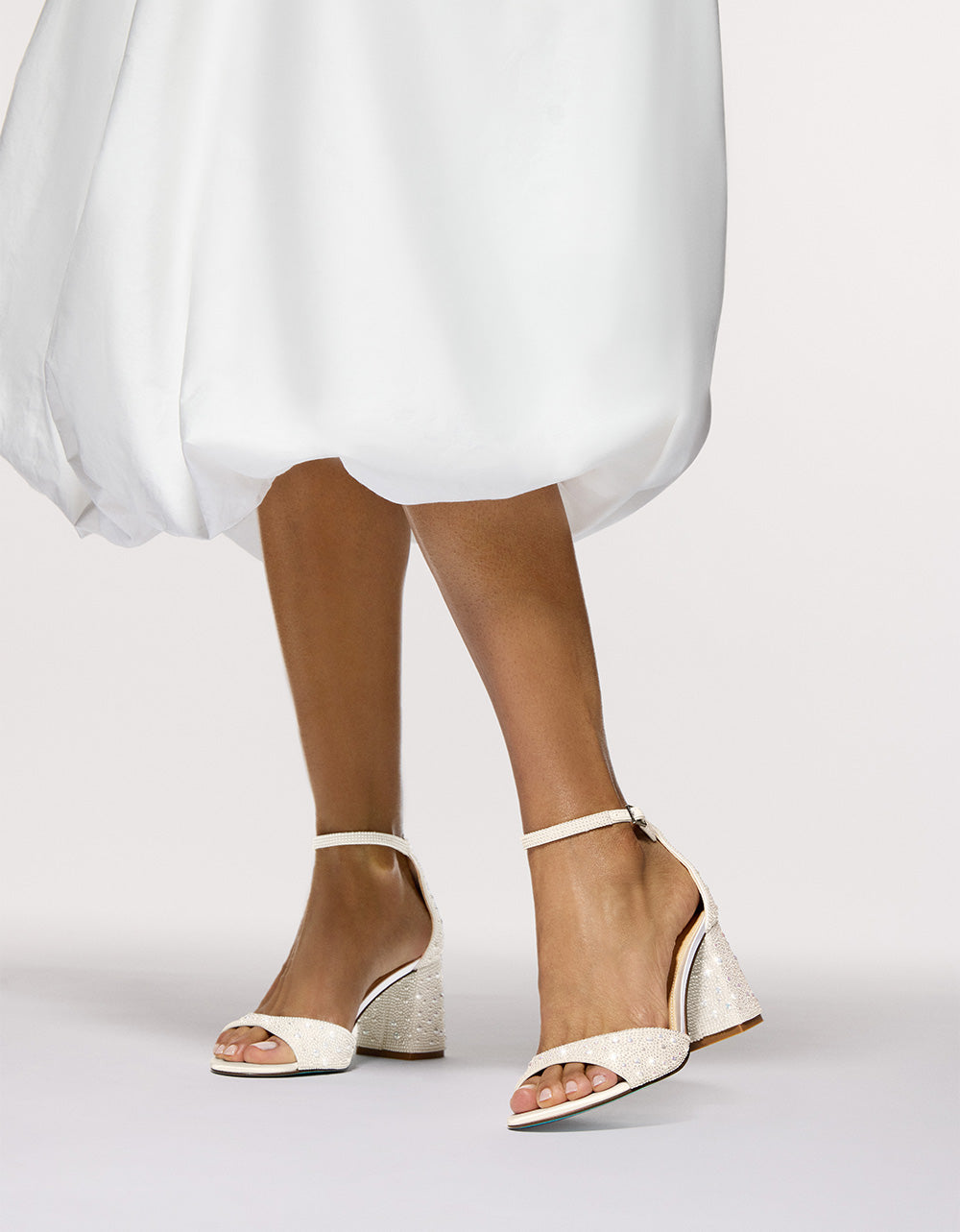 Betsey Johnson KAMI PEARL Block Heel Open Toe Women's Heel
