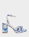 WHITE/BLUE FLORAL