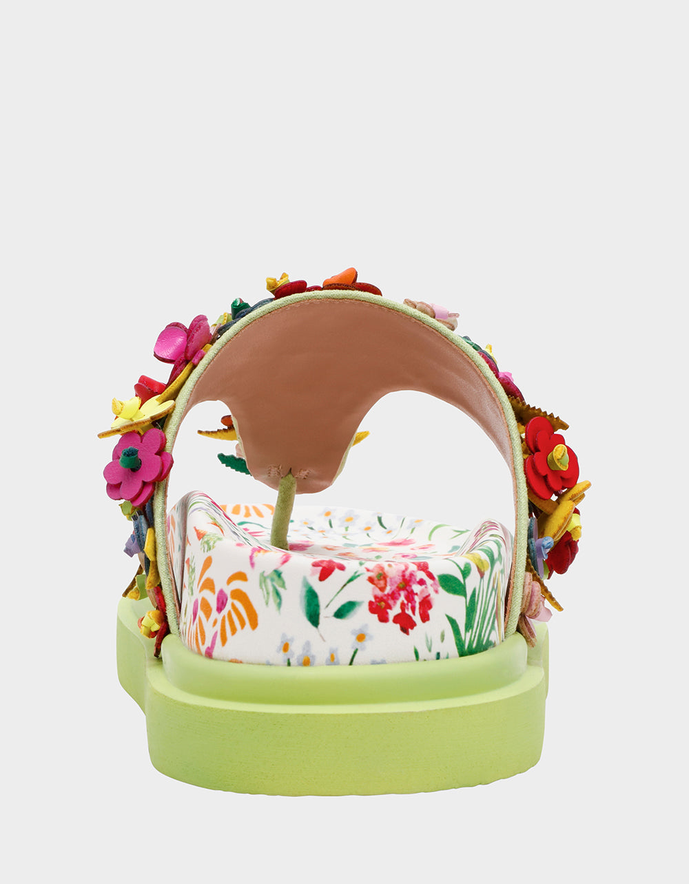 Betsey Johnson KAMMERON NATURAL FLORAL MULTI Women's Slip-On Footbed Floral Sandal