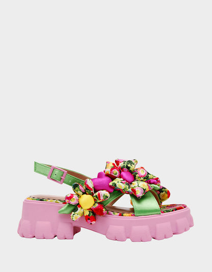 Betsey Johnson JEROMY GREEN FLORAL MULTI Women's Pink Green Lug Floral Sandal