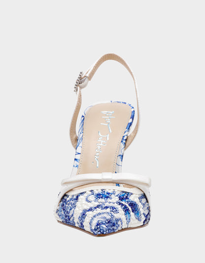 Betsey Johnson ROZA WHITE/BLUE FLORAL Women's Pointed Toe Stiletto Floral Heel