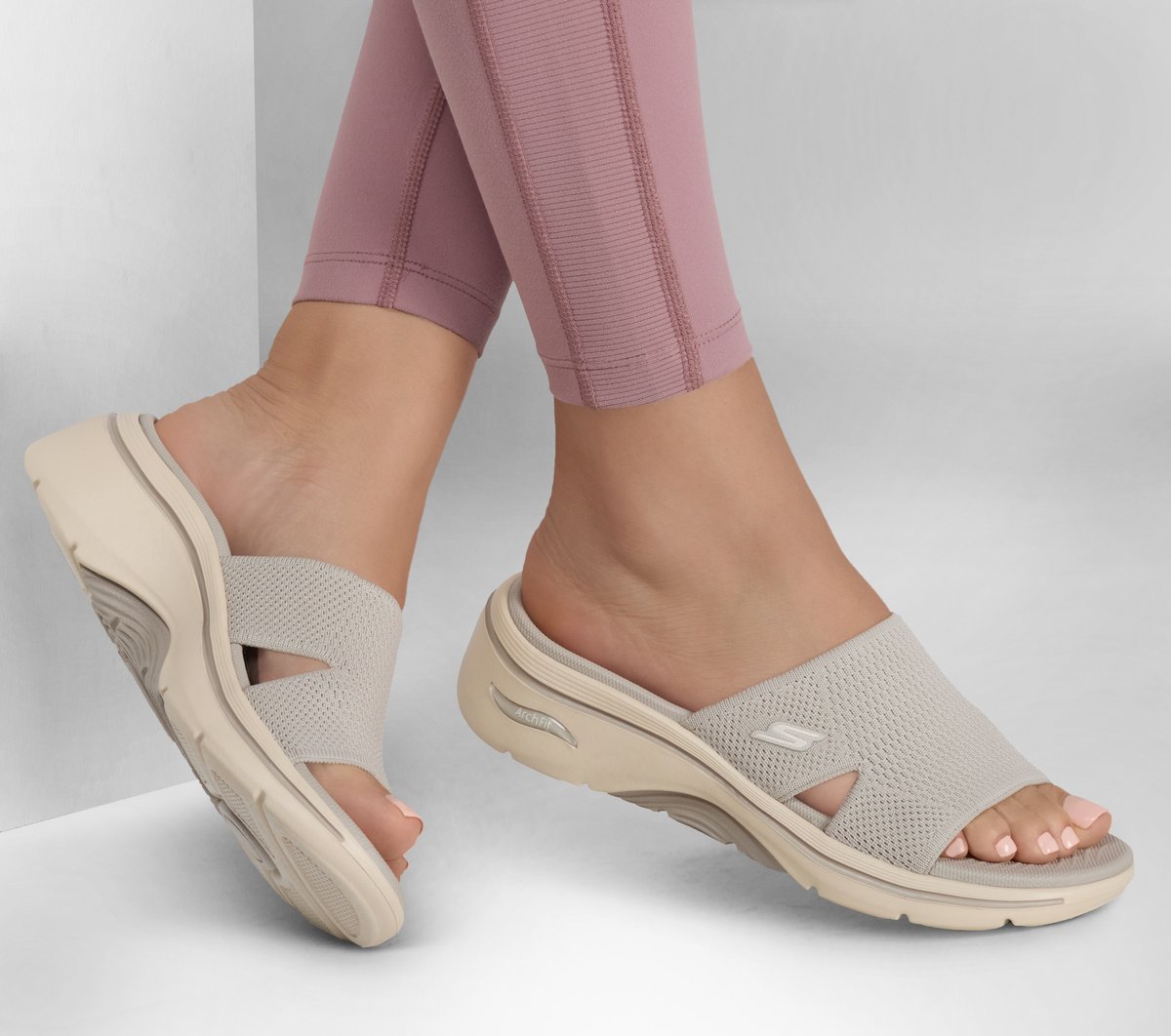 GO WALK Arch Fit 2.0 Sandal - Dakota Women Skechers outlet