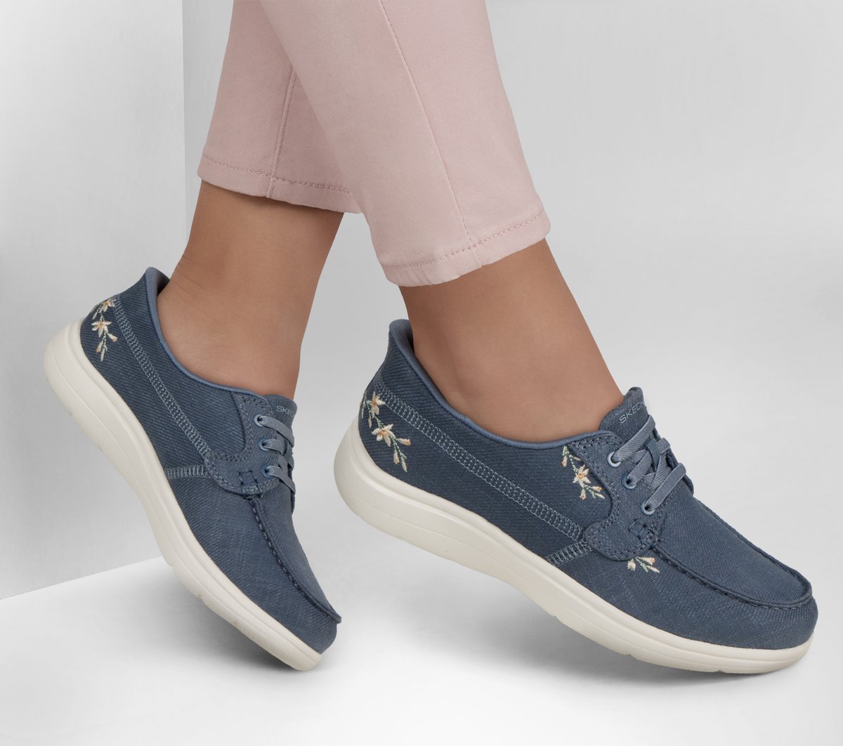 Slip-ins: On-The-GO Flex Radiant - Bouquet Women on sale