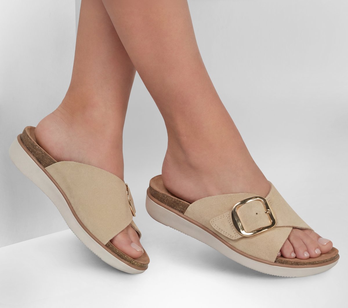 Relaxed Fit: Lifted Comfort - Beyond Classy Women US