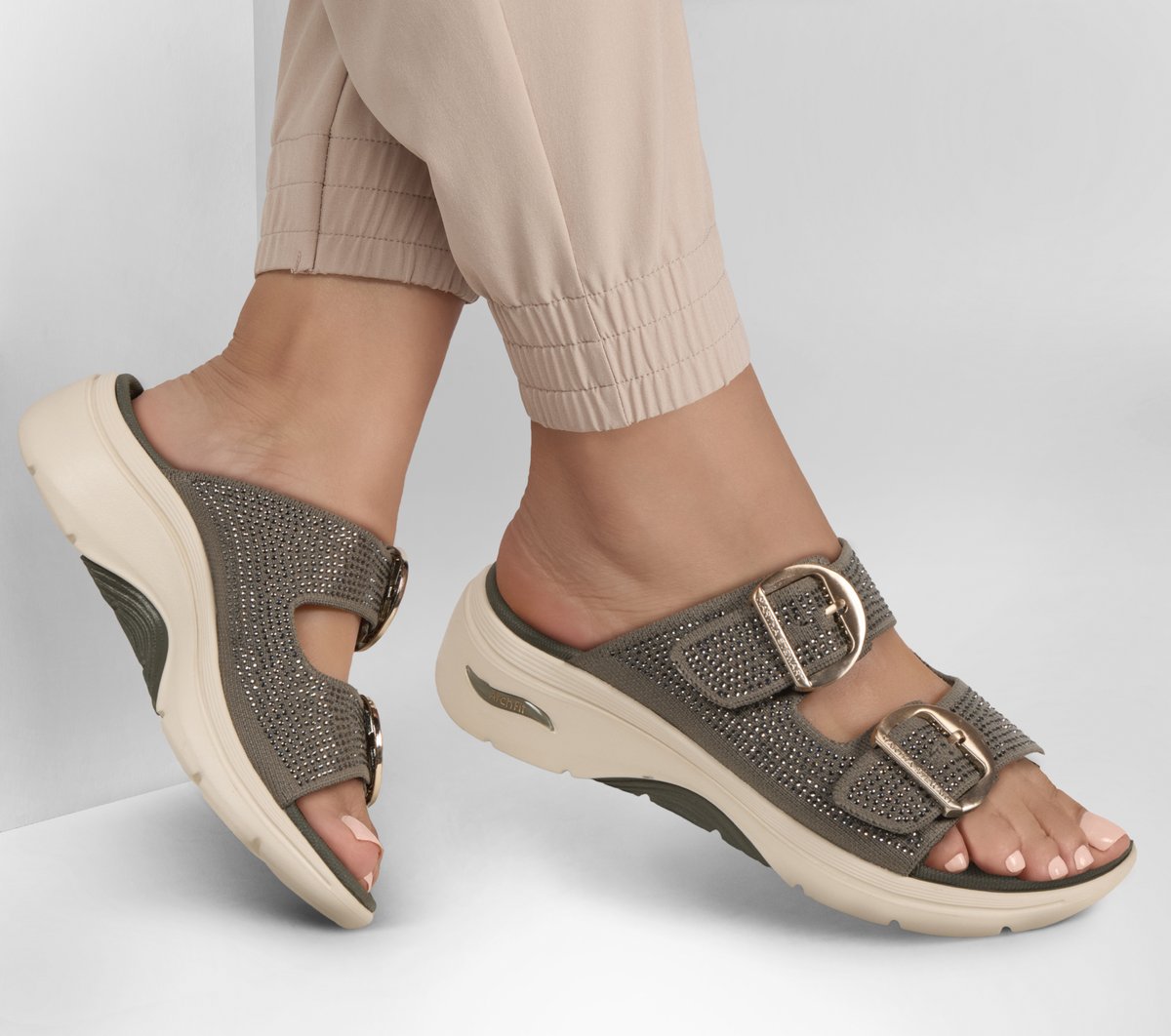 Martha Stewart: GO WALK Arch Fit 2.0 Sandal - Showstopper Women Skechers online