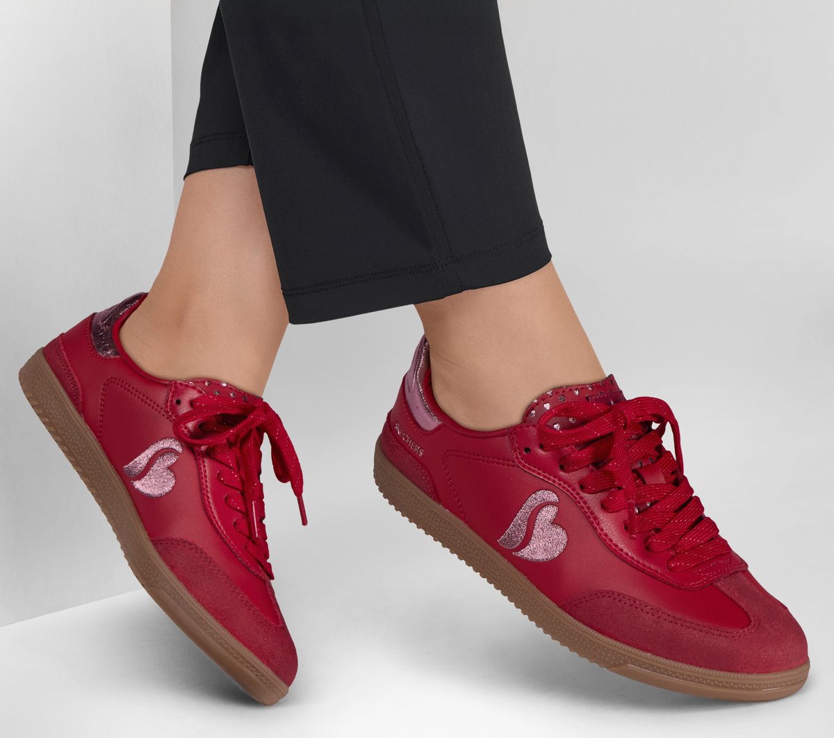 Hotshot - Heartfelt Hues Women US