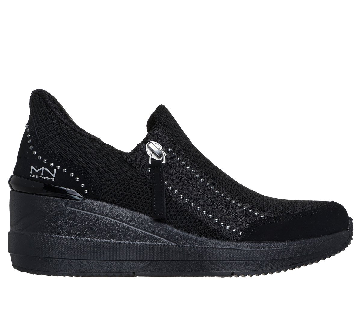 BLACK,7.0,Medium