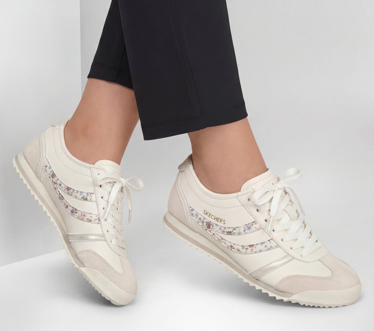 Topnotch - Hint of Floral Women Skechers near me
